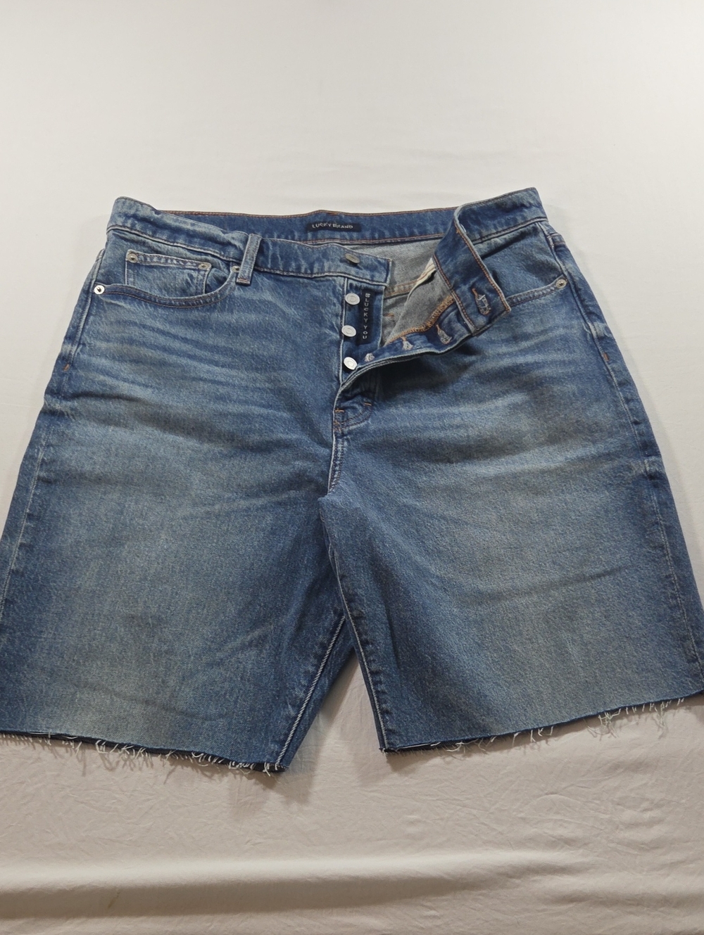 Lucky Brand Drew Mom High Rise  Denim Cutoff Jean Shorts Button Fly Summer Beach